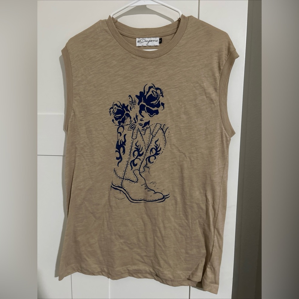 Daydreamer Tan Muscle Tee with Navy Graphic